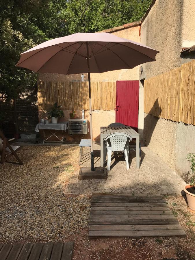 Source D'Harmonie L'Ecureuil Terres Rouges La Rocaille L'Olivier Apartment เมย์เฮย ภายนอก รูปภาพ