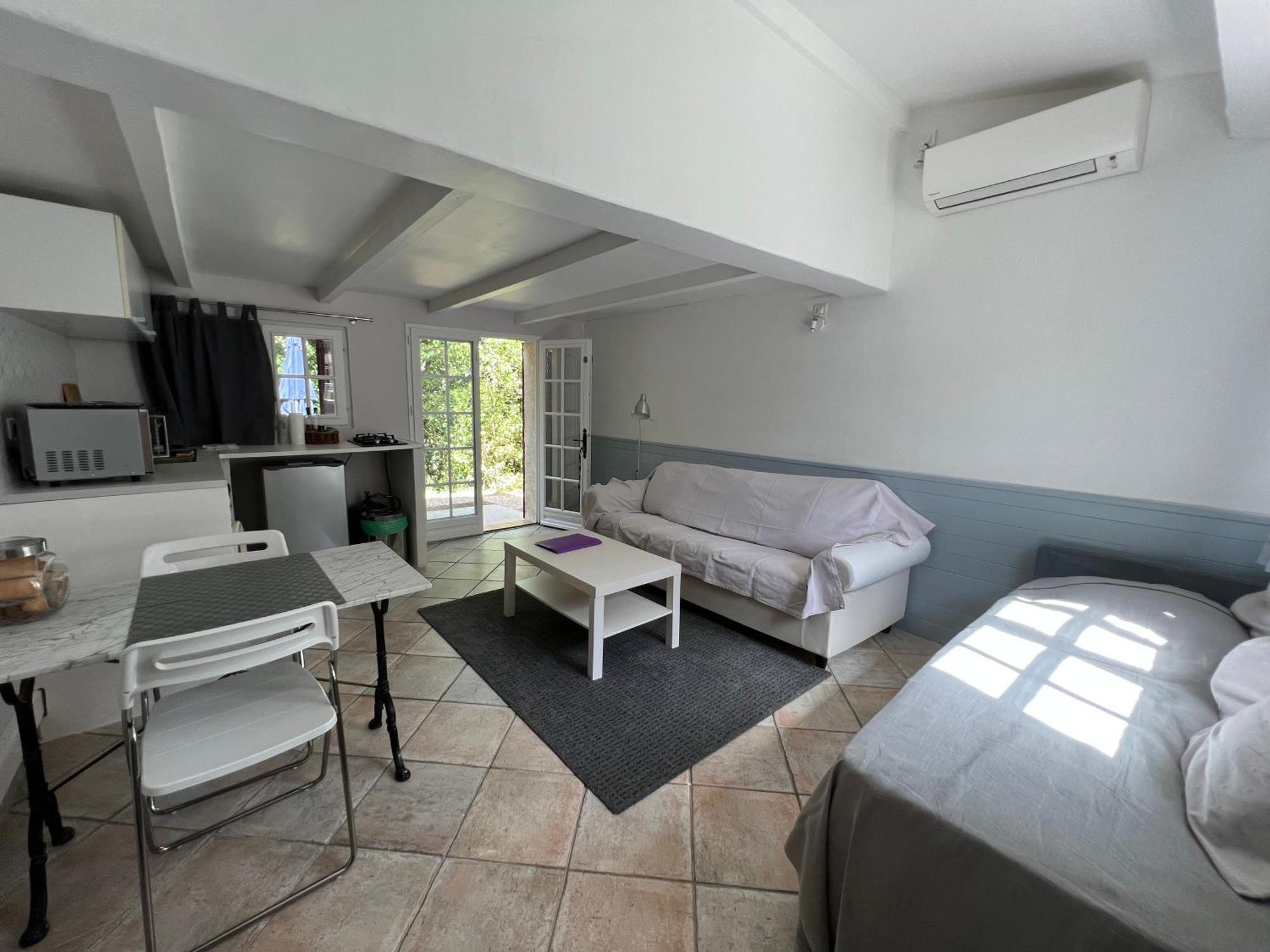 Source D'Harmonie L'Ecureuil Terres Rouges La Rocaille L'Olivier Apartment เมย์เฮย ภายนอก รูปภาพ